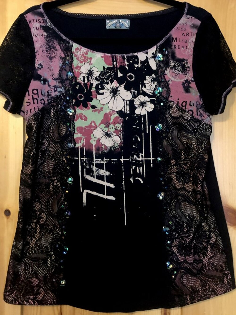 Vanilla Sugar XL Graphic Tee with Lace Sleeves